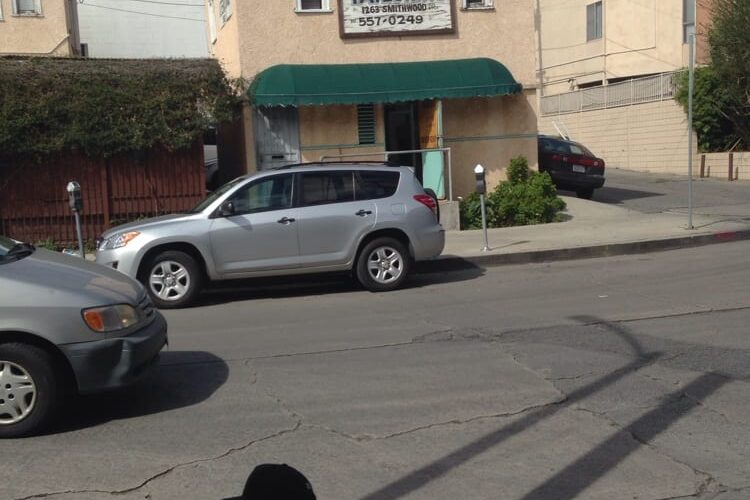 R & L Tailoring & Alterations